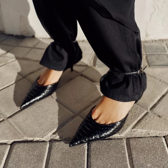 Zara NWT croc / snake animal print black embossed pointed toe kitten heels - Picture 3 of 7